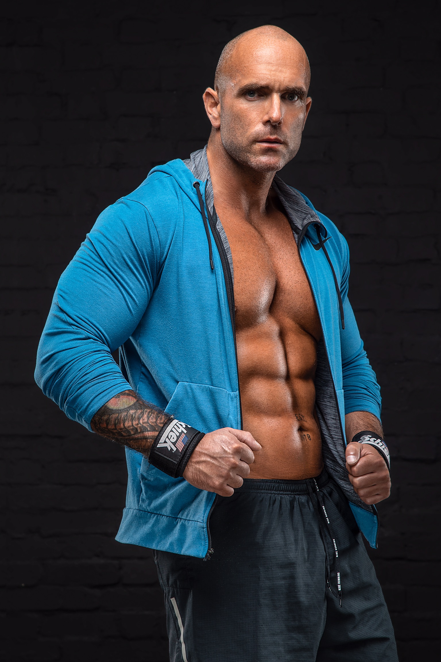 Simon Newton Men's Fitness UK