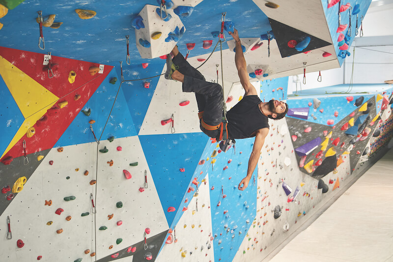 5 Technique Tips For Indoor Climbing | Men's Fitness UK