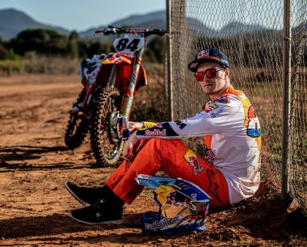 MF Meets Motorcross' Comeback Kid Jeffrey Herlings | Men's Fitness UK