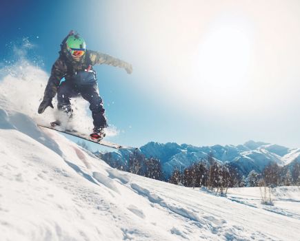 Get Into Snowboarding With Our Beginner's Guide | Men's Fitness UK