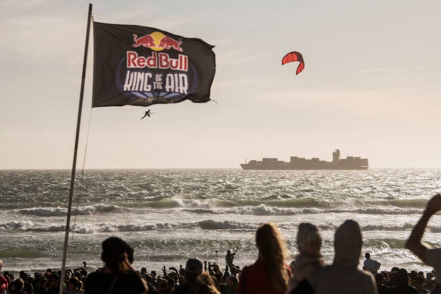 Let’s Go Fly A Kite: 6 Reasons To Try Kiteboarding | Men's Fitness UK
