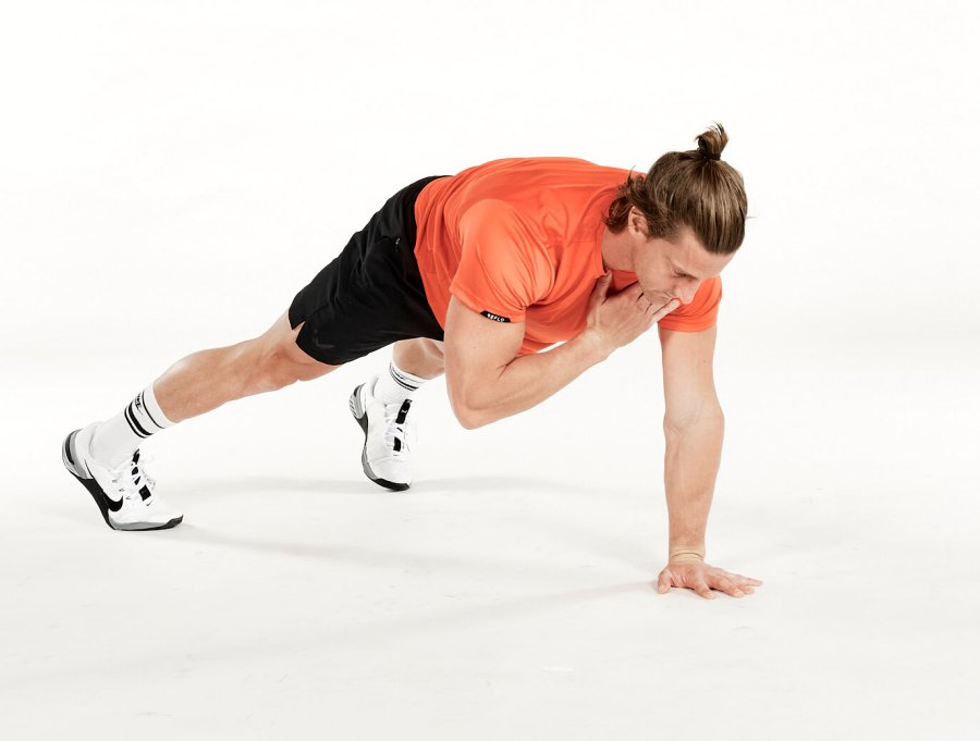 Total-Body Test: Build Muscle & Mobility With This 6-Part Workout | Men's Fitness UK