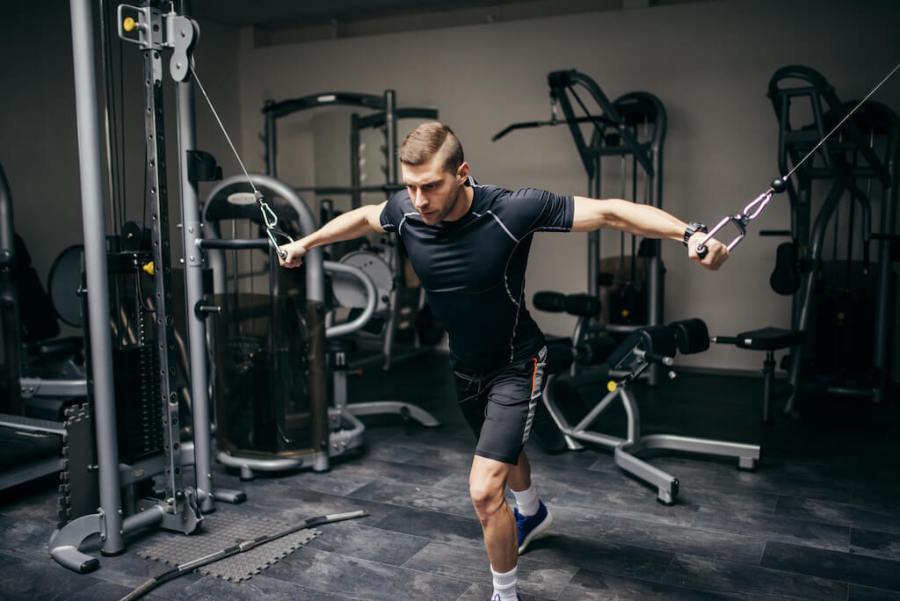Long Read: Why You Should Train With Resistance Machines | Men's Fitness UK