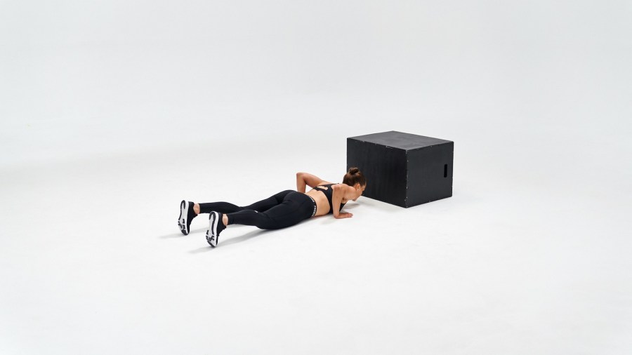 10 Bodyweight Exercises For Your Next Park Workout | Men's Fitness UK
