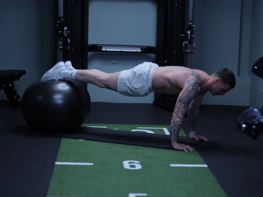 10-Minute Workouts For Core Strength & Lung Power | Men's Fitness UK