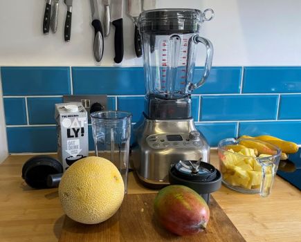 Sage The Super Q blender on kitchen worktop