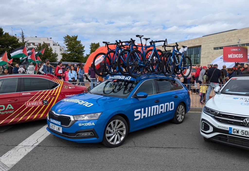 Shimano neutral service car with bikes on the roof