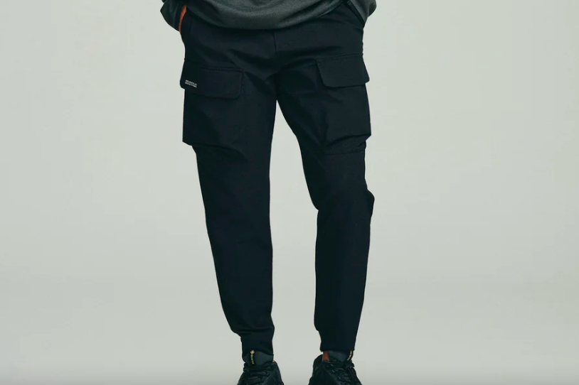 Product shot of men's Sodo joggers