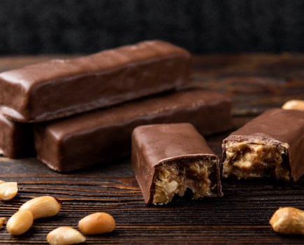 Protein bars and nuts