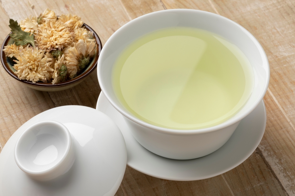 White tea is an optimal choice for easing the body into the day